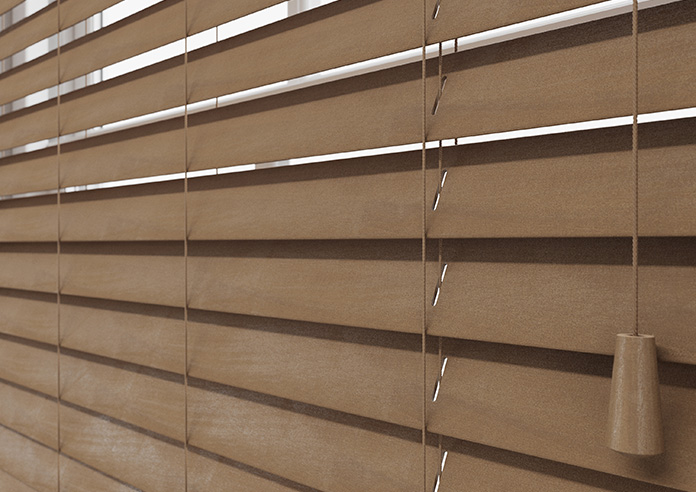 Kolsva, Sycamore - Motorised Venetian Blind - Image 4